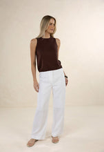 Load image into Gallery viewer, Delta Pant White