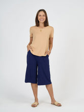 Load image into Gallery viewer, Janis Short Sleeve Bamboo T-Shirt - Tan
