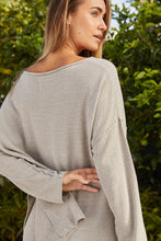 Load image into Gallery viewer, Retreat Cotton Twist Pullover - Silver Seas