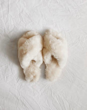 Load image into Gallery viewer, Mayberry Slipper Natural
