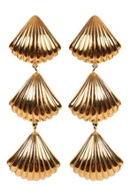 Load image into Gallery viewer, Andora Earring - Seashell Gold