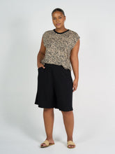 Load image into Gallery viewer, Simone Wide Leg Bamboo Shorts - Black