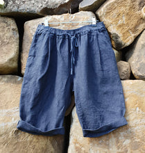 Load image into Gallery viewer, Italian Linen Frederic Bermuda Shorts