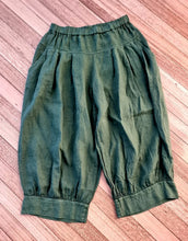 Load image into Gallery viewer, Montaigne linen pants with back pockets