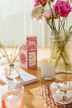 Load image into Gallery viewer, Peppa Hart x ECOYA: Summer Violets Madison Candle
