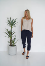Load image into Gallery viewer, Lido 3/4 Pant - Navy
