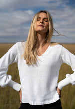 Load image into Gallery viewer, Valley Jumper - White