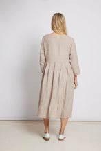 Load image into Gallery viewer, Journee Baggy Italian Linen Dress