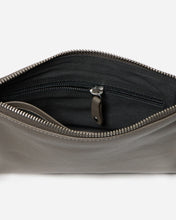 Load image into Gallery viewer, Cassie Clutch Stone