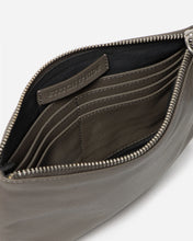 Load image into Gallery viewer, Cassie Clutch Stone