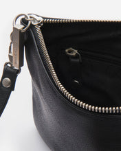 Load image into Gallery viewer, Cassie Clutch - Black