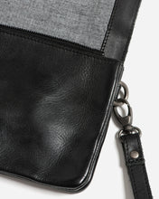 Load image into Gallery viewer, Munich Pouch - Black