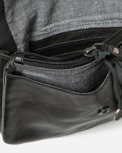 Load image into Gallery viewer, Munich Pouch - Black