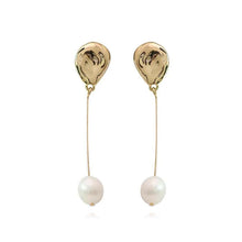 Load image into Gallery viewer, June Earring - Gold &amp; Pearl