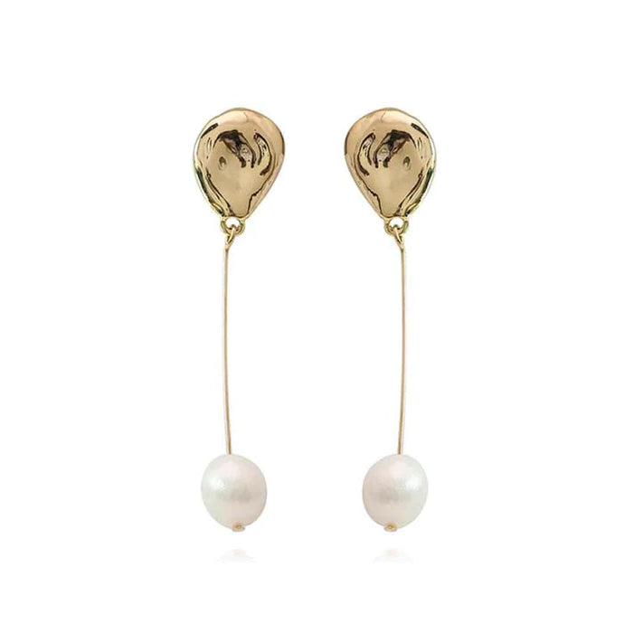 June Earring - Gold & Pearl