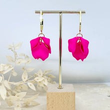 Load image into Gallery viewer, April Earrings Fuchsia