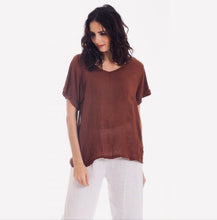 Load image into Gallery viewer, Italian Linen T-Shirt - Verona Tee, Italian Linen t-shirt, Italian Linen Top, Linen Top, The Corner Store Yamba