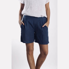 Load image into Gallery viewer, Italian Linen Essential Short