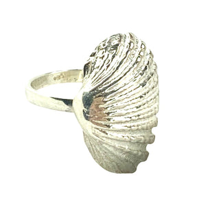 adjustable clam shell ring